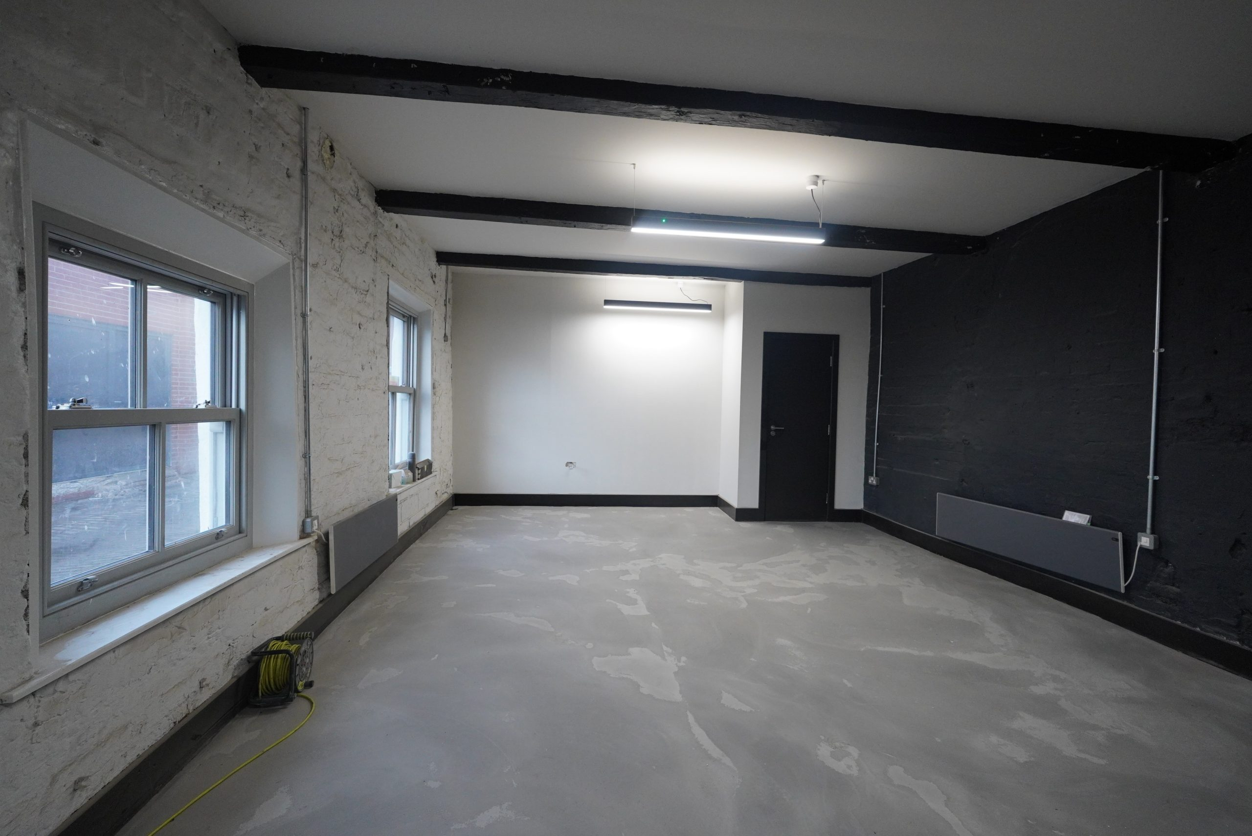 Flexible open studio workspace